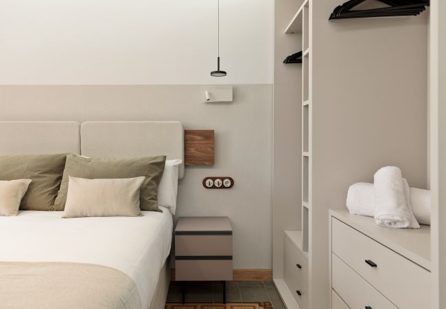 Alquiler por habitaciones en Barcelona - Casa Consell de Cent Doble Suite Terraza Alquiler por habitaciones en Barcelona - Casa Consell de Cent Doble Suite Terraza