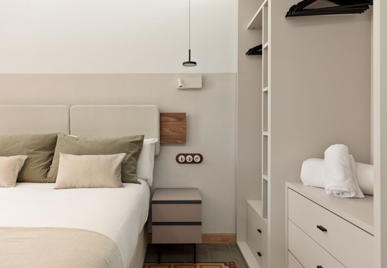 Alquiler por habitaciones en Barcelona - Casa Consell de Cent Doble Suite Terraza Alquiler por habitaciones en Barcelona - Casa Consell de Cent Doble Suite Terraza